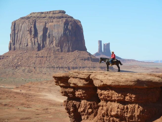 Reiter auf dem Monument Valley monument valley reiter